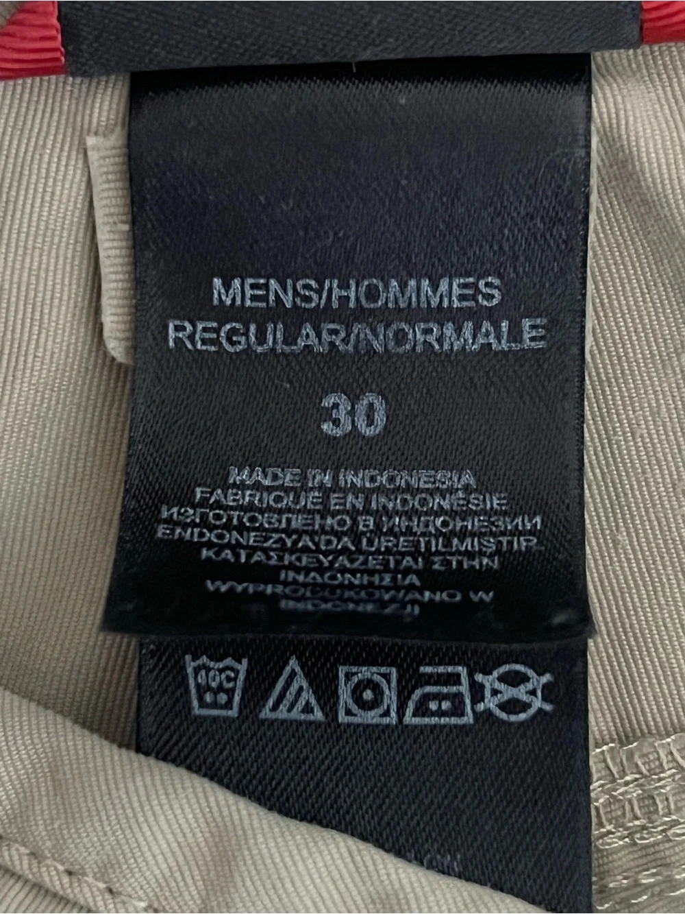 The North Face Men’s Khaki Cargo Hiking Shorts Size 30
